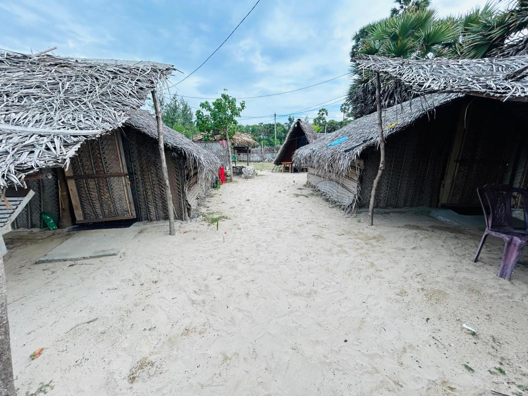 Delft Jeyam Resorts Delft East Pokoj fotografie